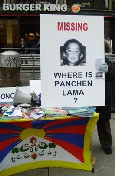 Tibet demonstration 2 10 March 07. 350.jpg